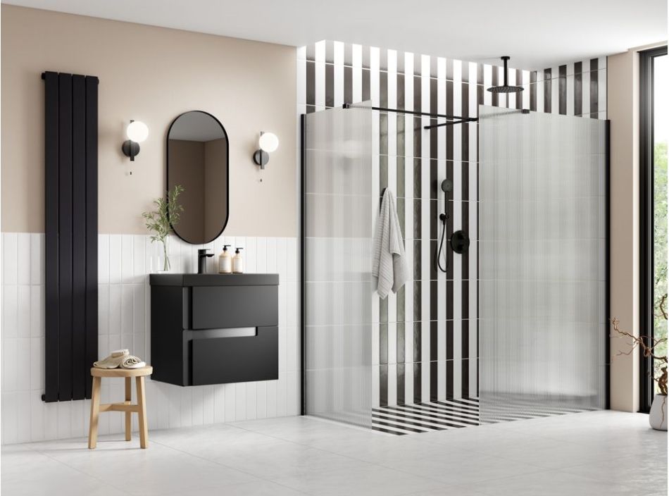 REFX-ICONIX-FLUTED-BLK-WETROOM-SIDE_RM